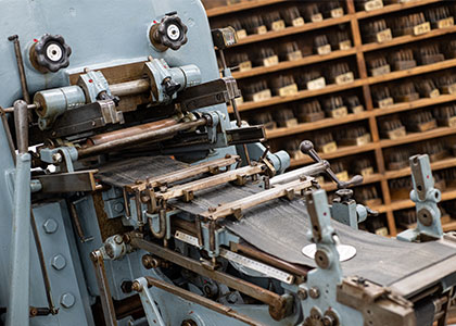 Ancienne machine d'impression d'étiquettes