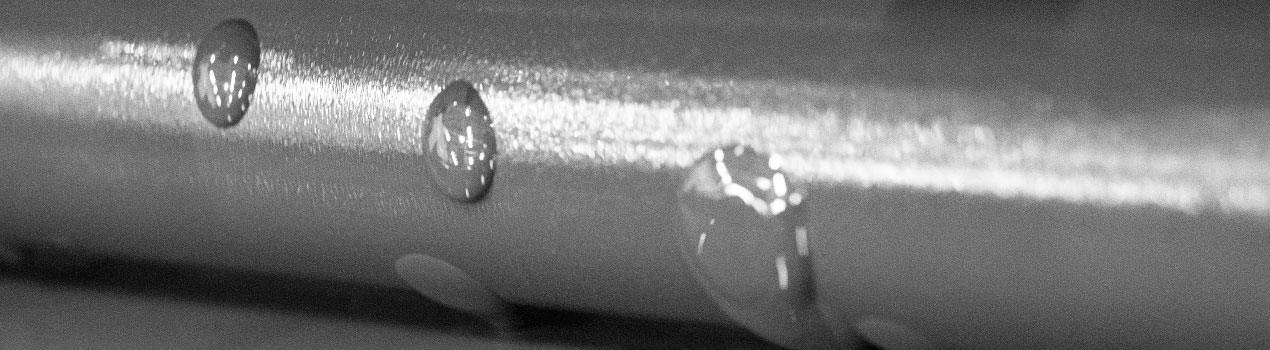 Vernis brillant pour étiquettes adhésives