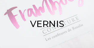 Vernis pour étiquettes adhésives